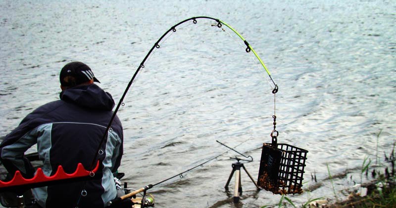 Рыбалка на фидер: видео о снасти и оснастках